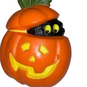 Hallmark Halloween Pumpkin Black Cat Brooch Jack O Lantern 1982